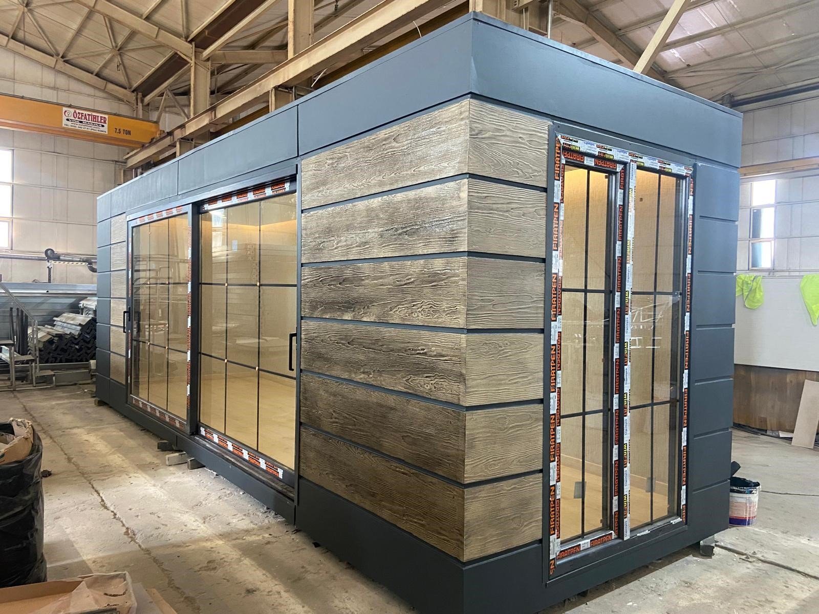 حاويات متروبول الحديثة